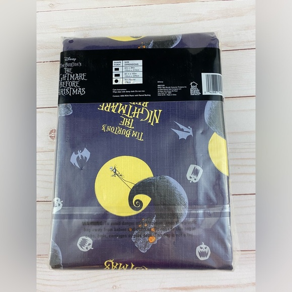NEW Vinyl Tablecloth The Nightmare Before Christmas 70” Round Jack Disney - Picture 2 of 5
